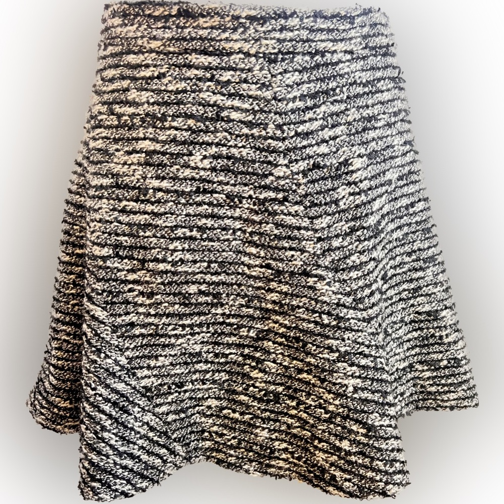 Zara tweed mini skirt sz XS